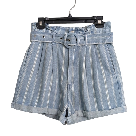 NWT Le Lis blue white striped high rise pleated paperbag shorts with pockets M - Picture 1 of 11